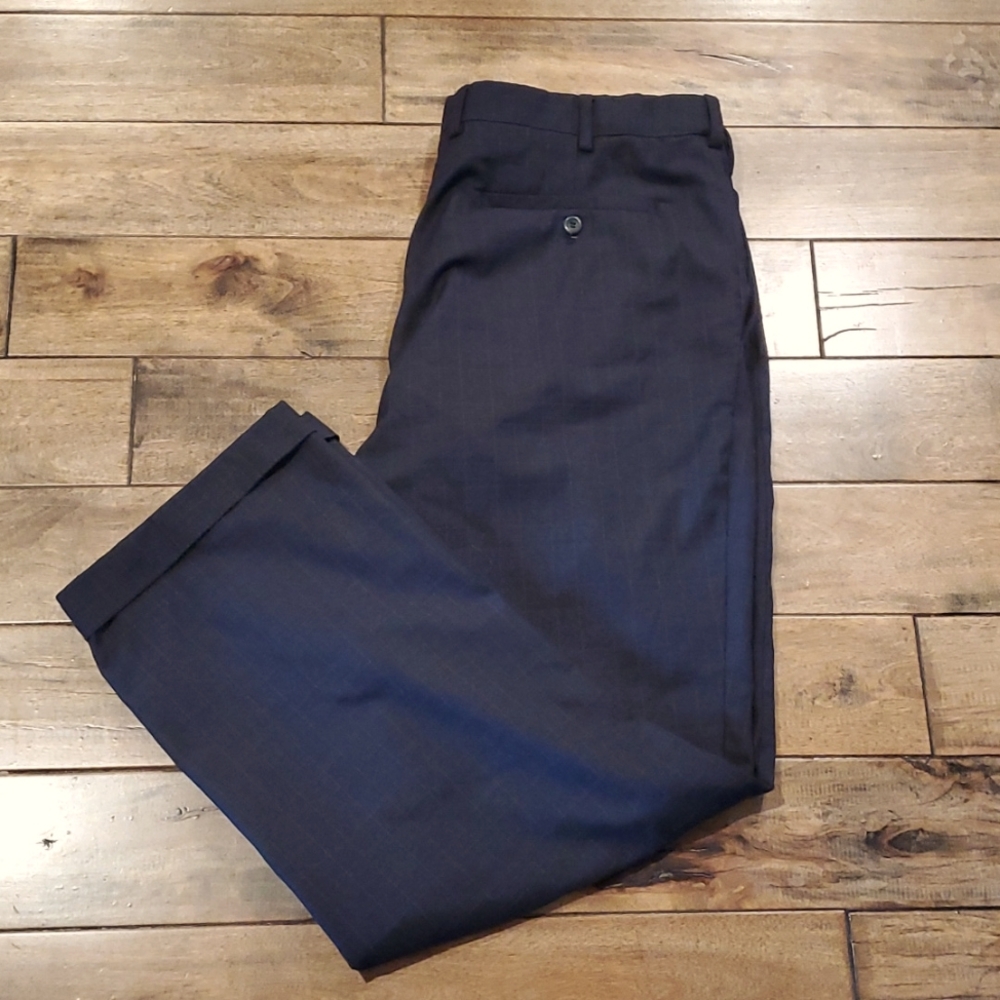 Men's Louis Raphael Rosso graph check dress pants with hidden extension 38x30